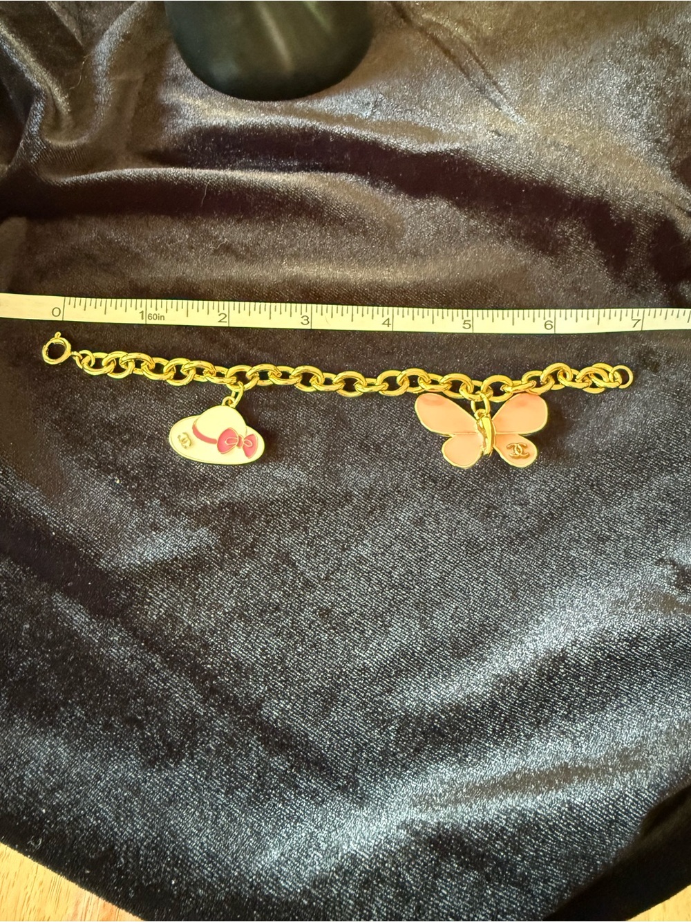 ChaneI Les Charms Pink Enamel Butterfly & Hat Gold-Tone Bracelet - Picture 5 of 7